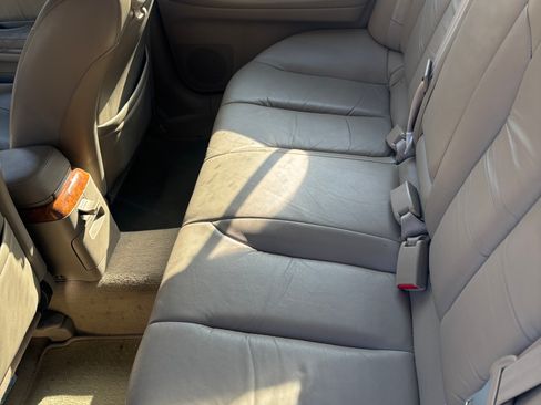 Used 2002 INFINITI I35 image 9