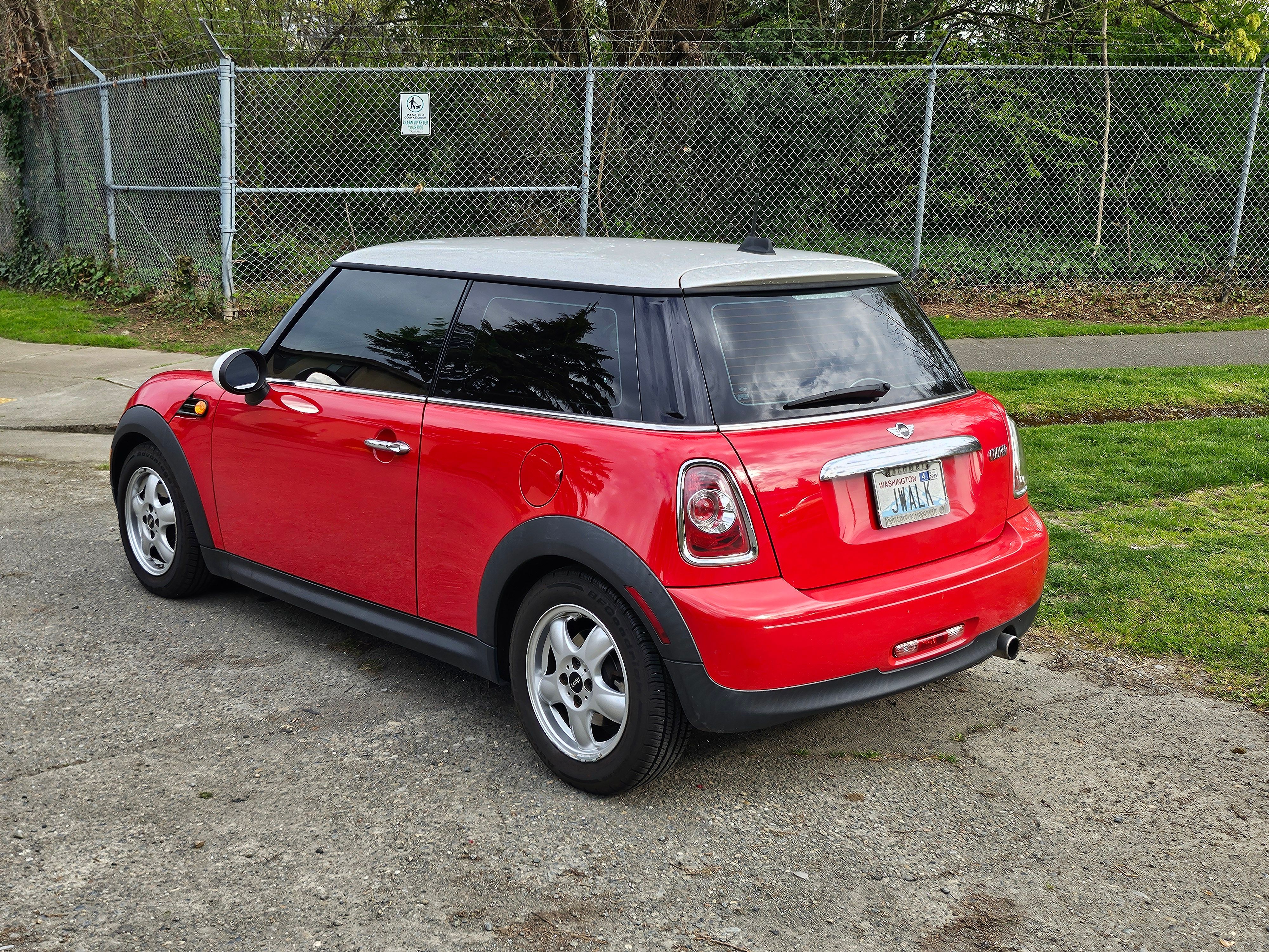 Used 2011 MINI Cooper Hardtop FWD image 15