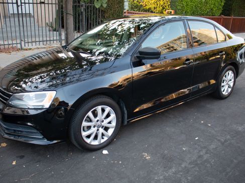 Used 2015 Volkswagen Jetta SE image 27