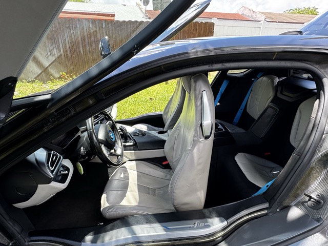 Used 2015 BMW i8 AWD/4WD image 2