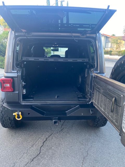 Used 2020 Jeep Wrangler Unlimited Sahara AWD/4WD image 19