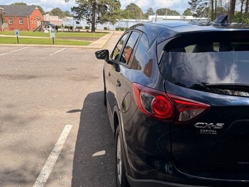 Used 2015 MAZDA CX-5 Touring image 11