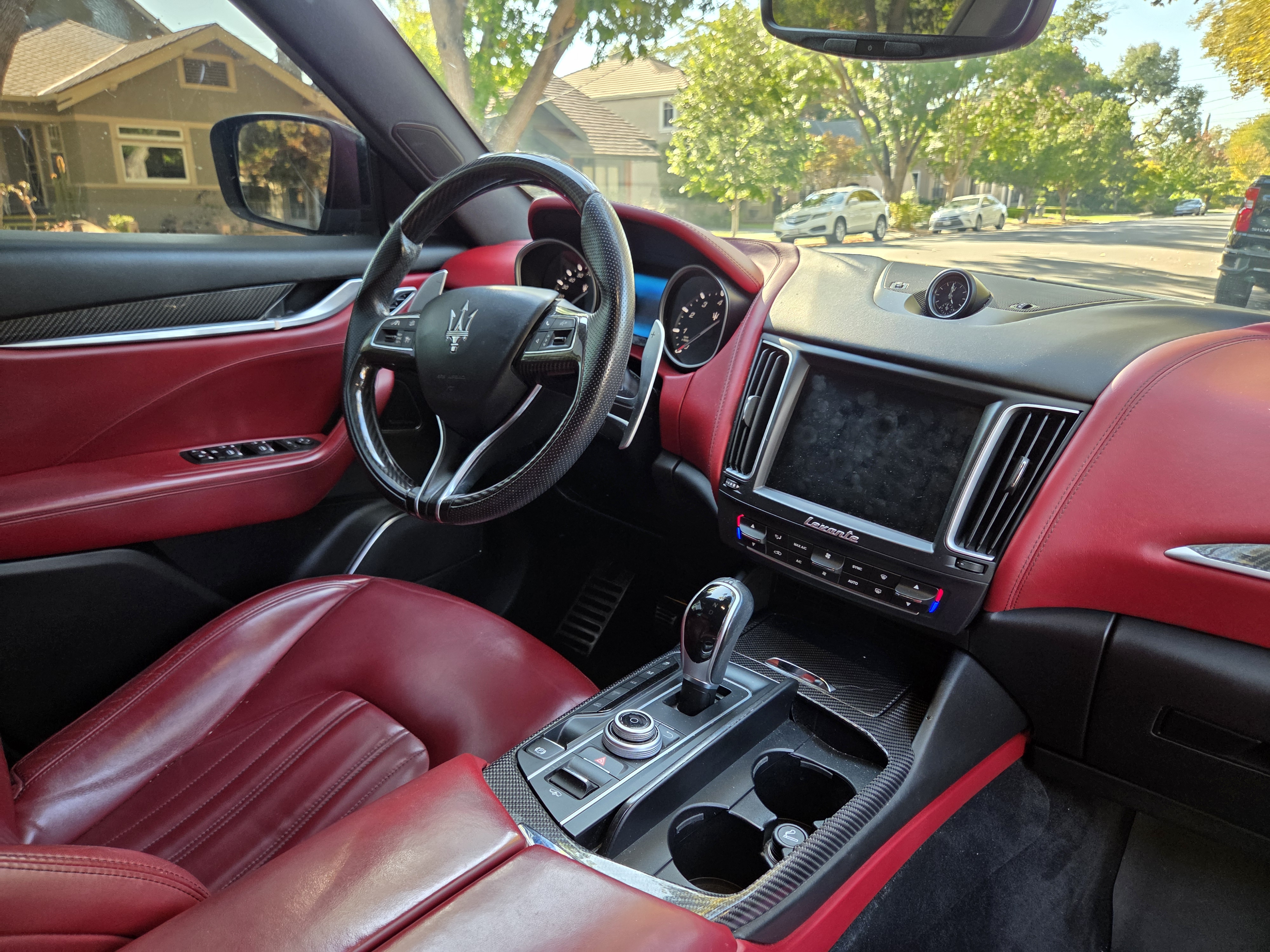 Used 2017 Maserati Levante S AWD/4WD image 9
