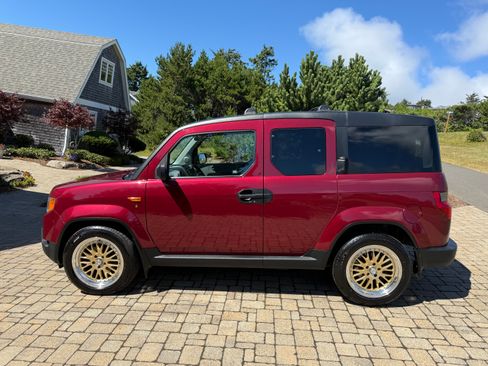 Used 2011 Honda Element EX image 15