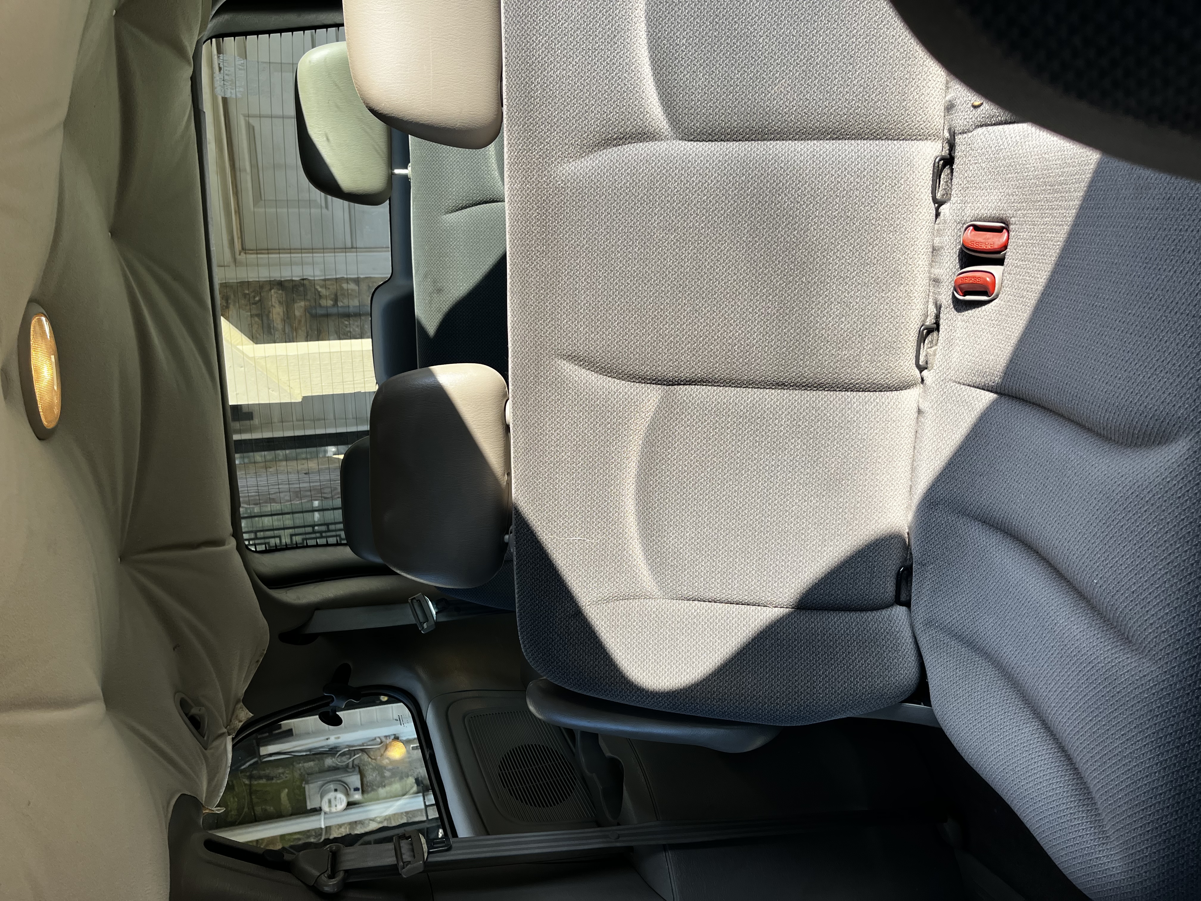 Used 2002 Dodge Caravan SE FWD image 14