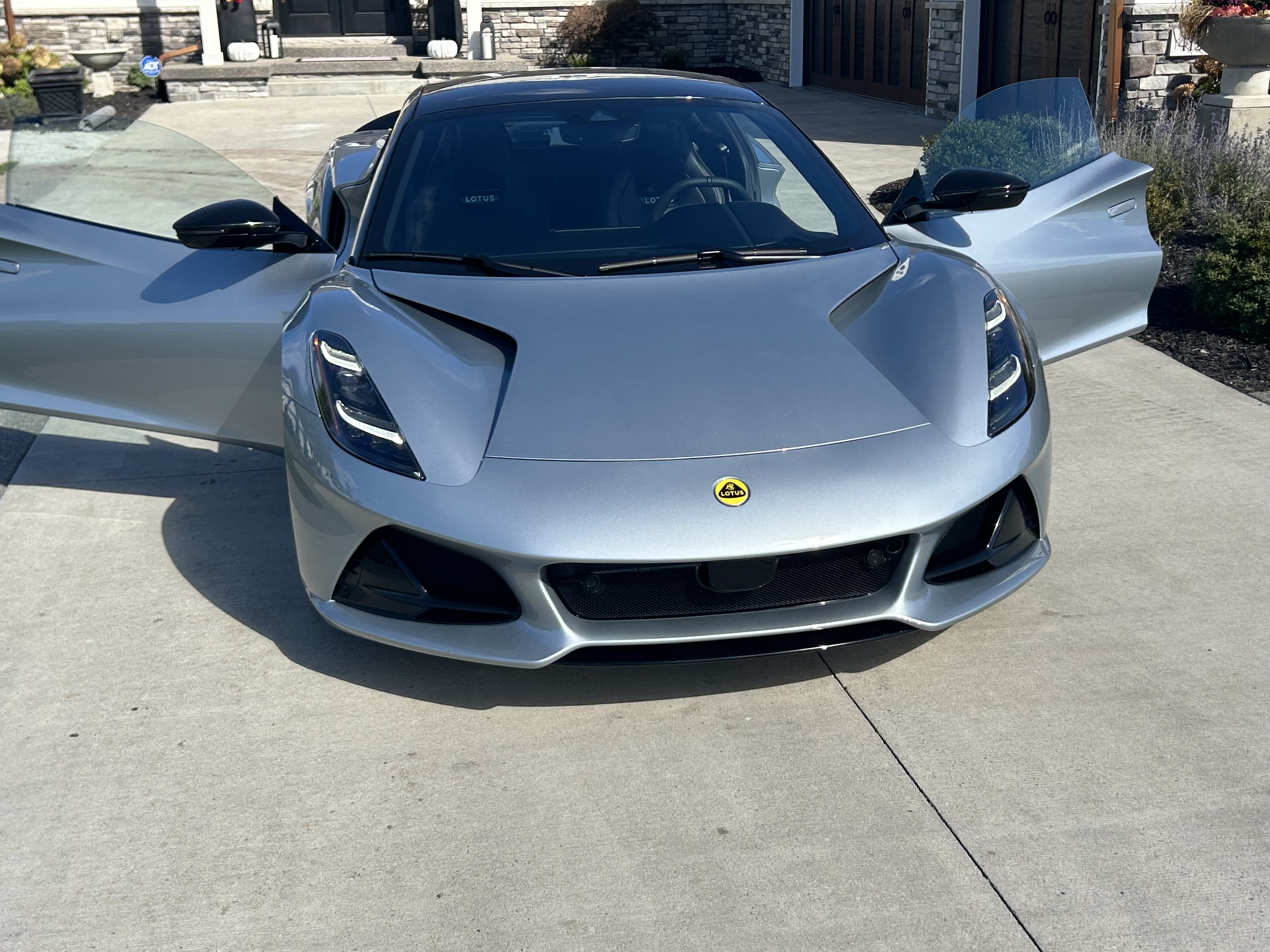 Used 2026 Lotus Emira SE RWD image 14