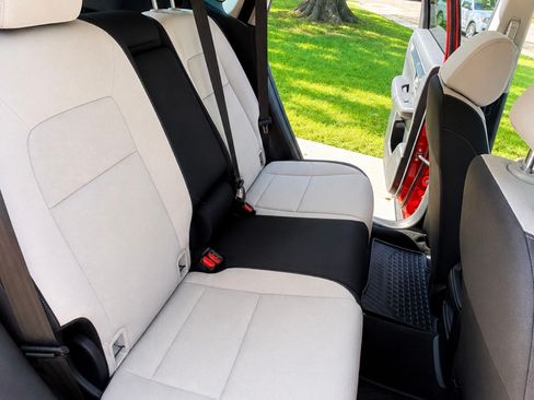 Used 2024 Honda CR-V LX image 9