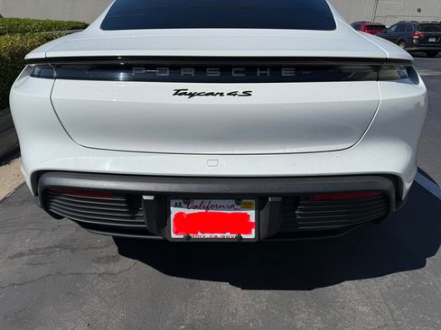 Used 2023 Porsche Taycan 4S image 4