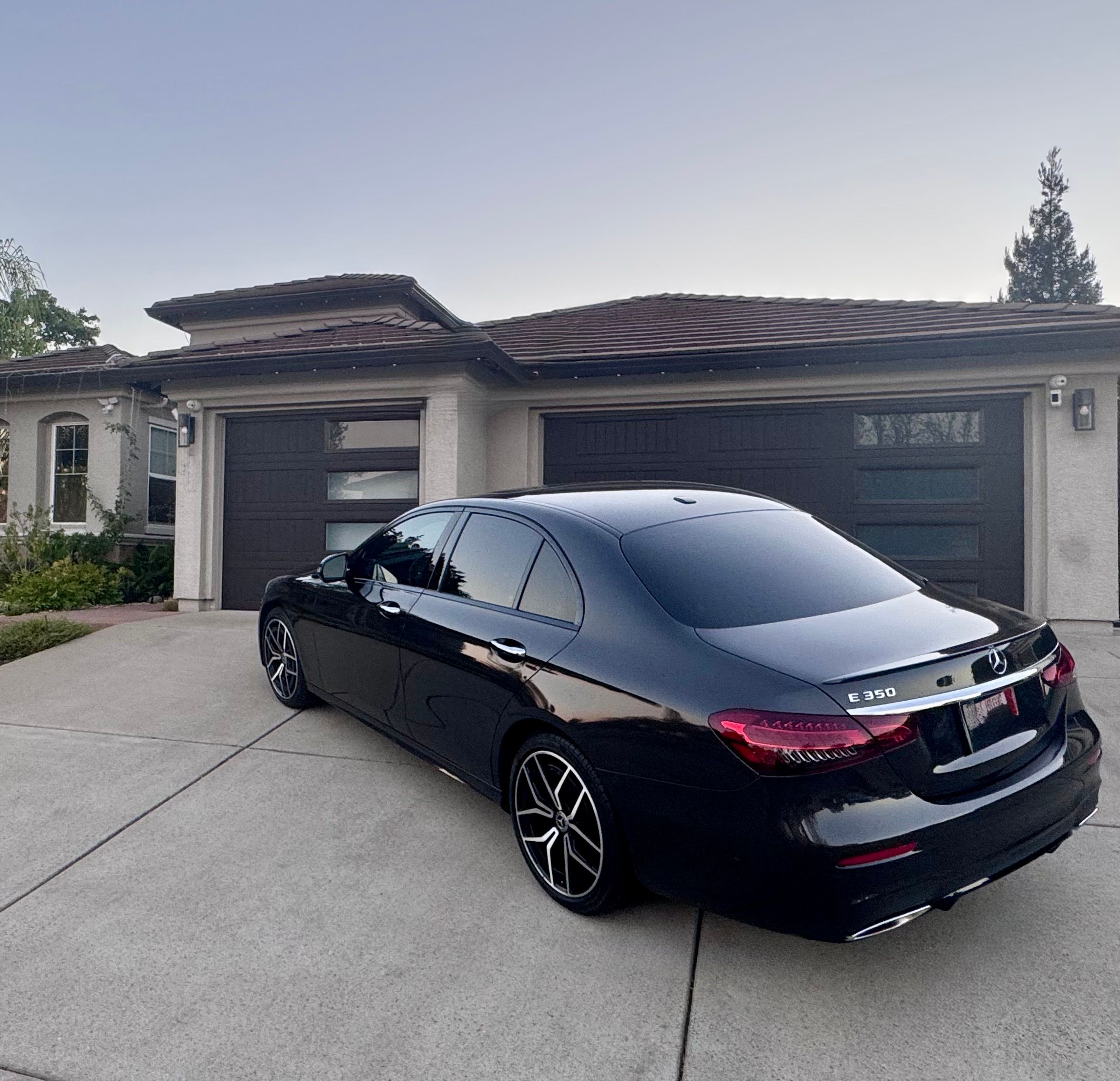 Used 2022 Mercedes-Benz E 350 Sedan image 5