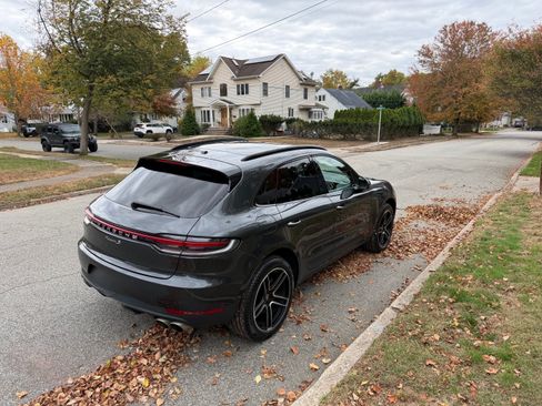 Used 2021 Porsche Macan S image 17