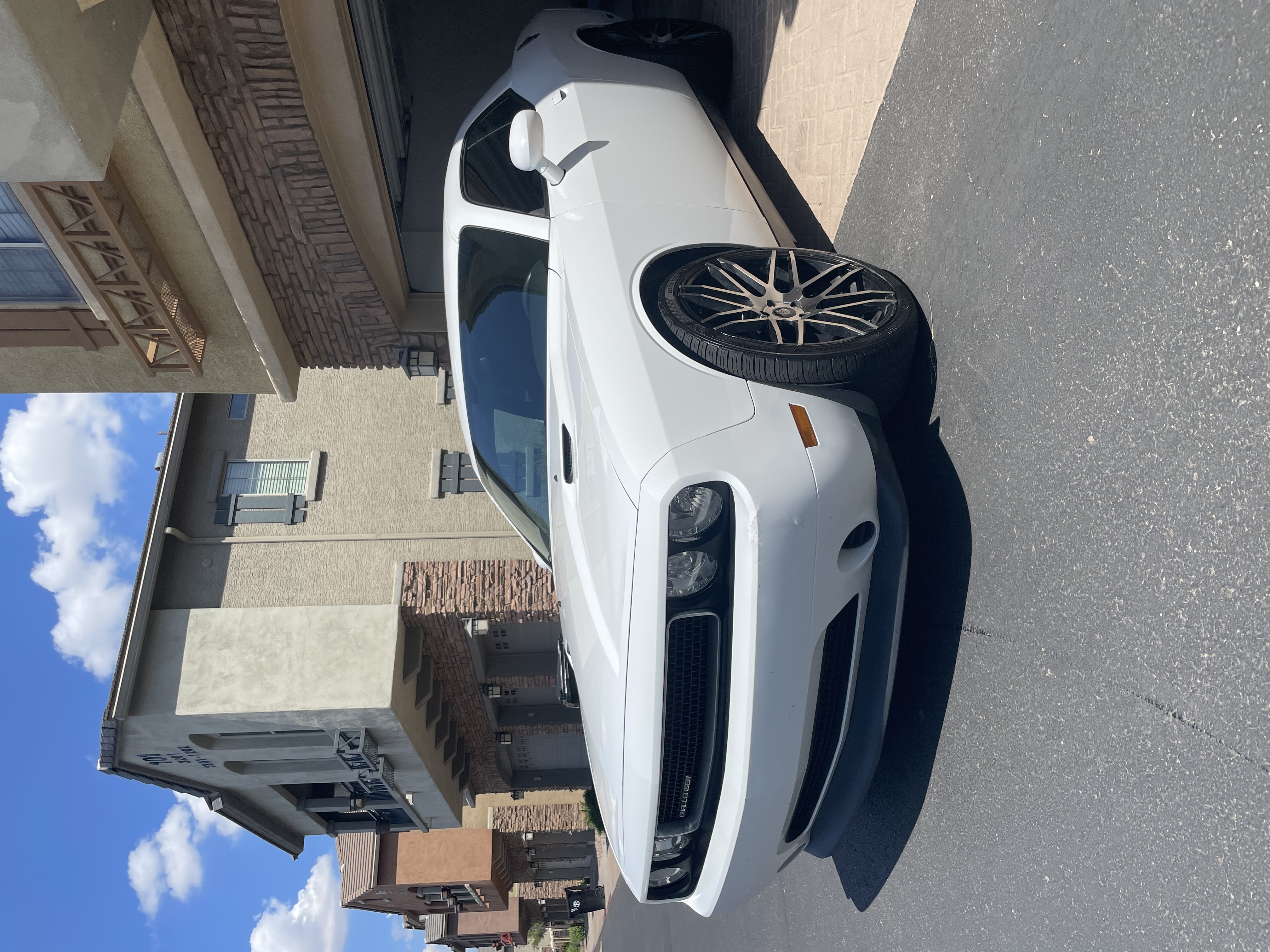 Used 2013 Dodge Challenger SXT RWD image 12