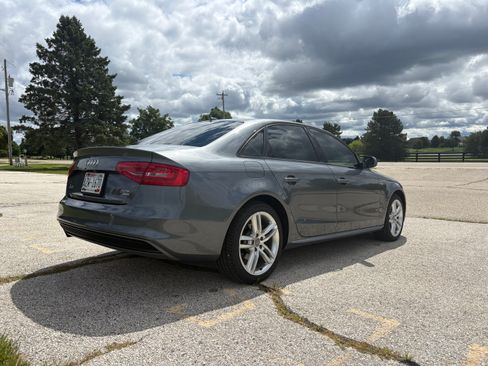 Used 2016 Audi A4 2.0T Premium image 13