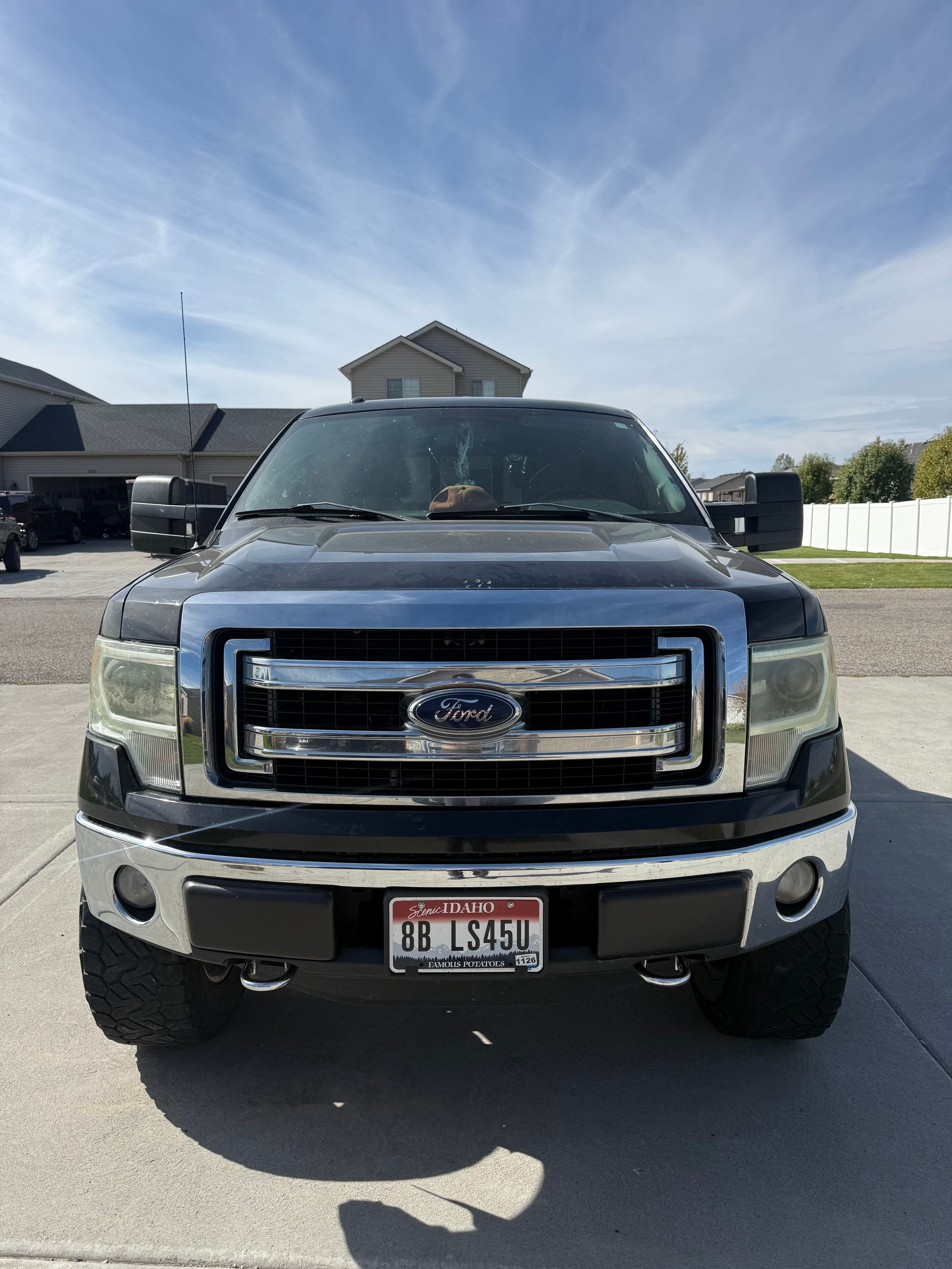 Used 2014 Ford F150 XLT w/ Equipment Group 302A Luxury AWD/4WD image 2