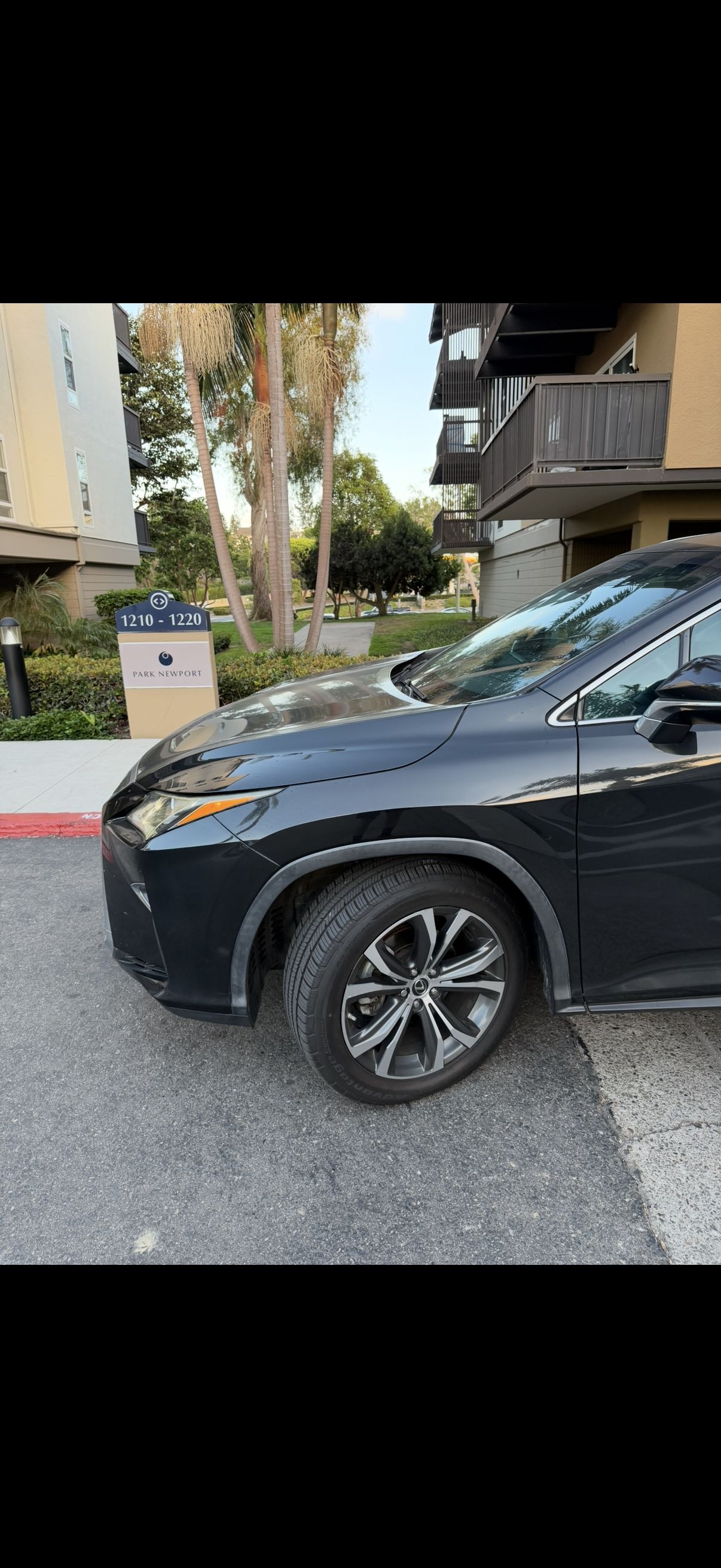 Used 2018 Lexus RX 450h AWD w/ Premium Package image 19