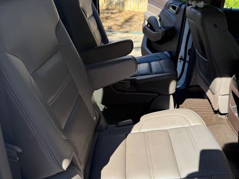 Used 2016 GMC Yukon XL Denali w/ Open Road Package image 8