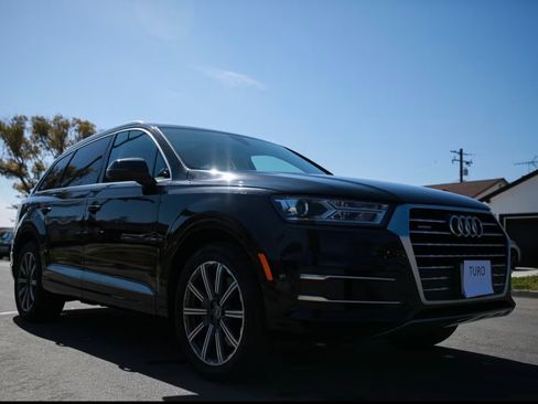 Used 2018 Audi Q7 3.0T Premium Plus AWD/4WD image 4