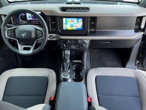 Used 2022 Ford Bronco Big Bend w/ Sasquatch Package image 10