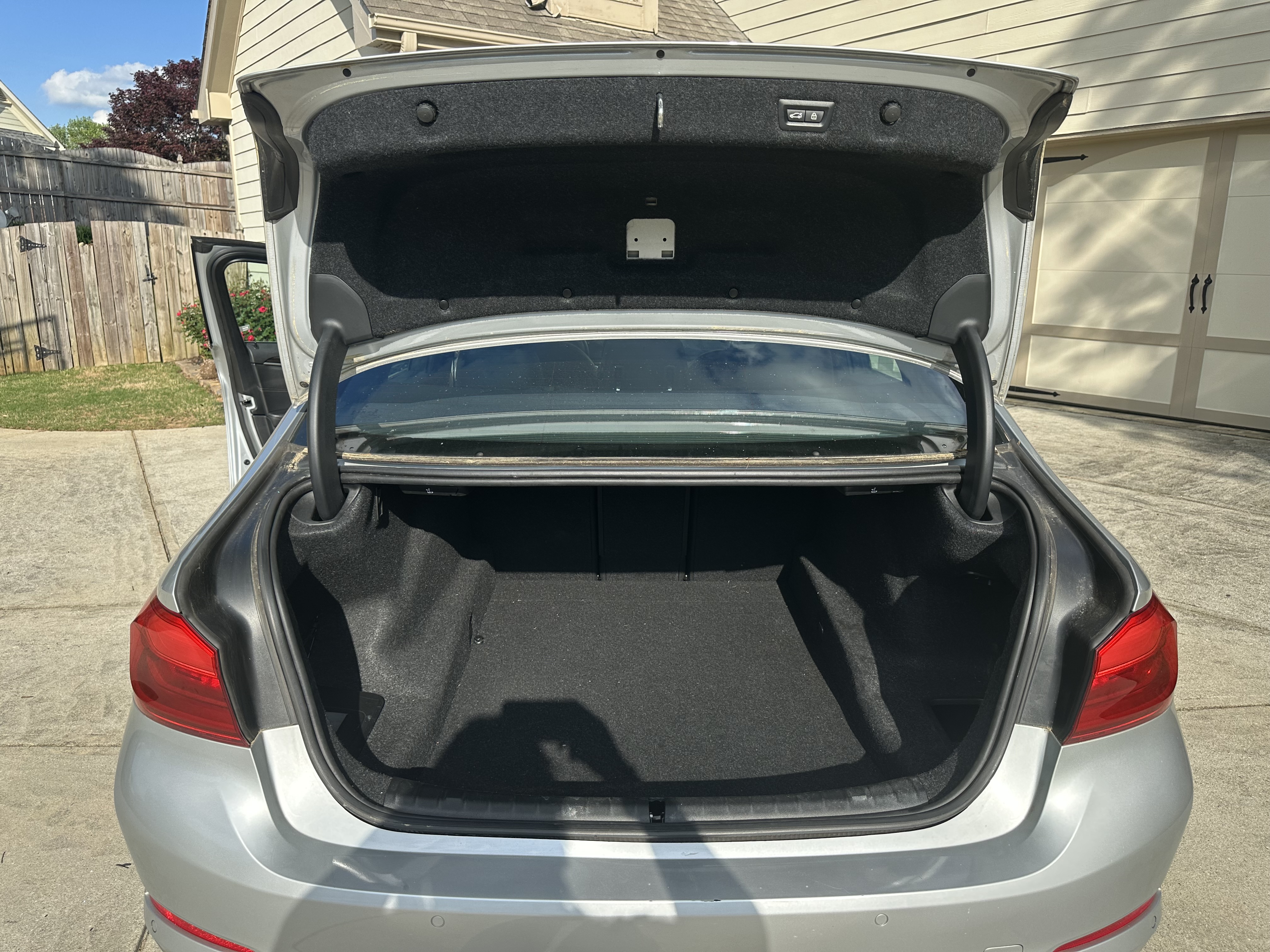 Used 2018 BMW 540i RWD image 24