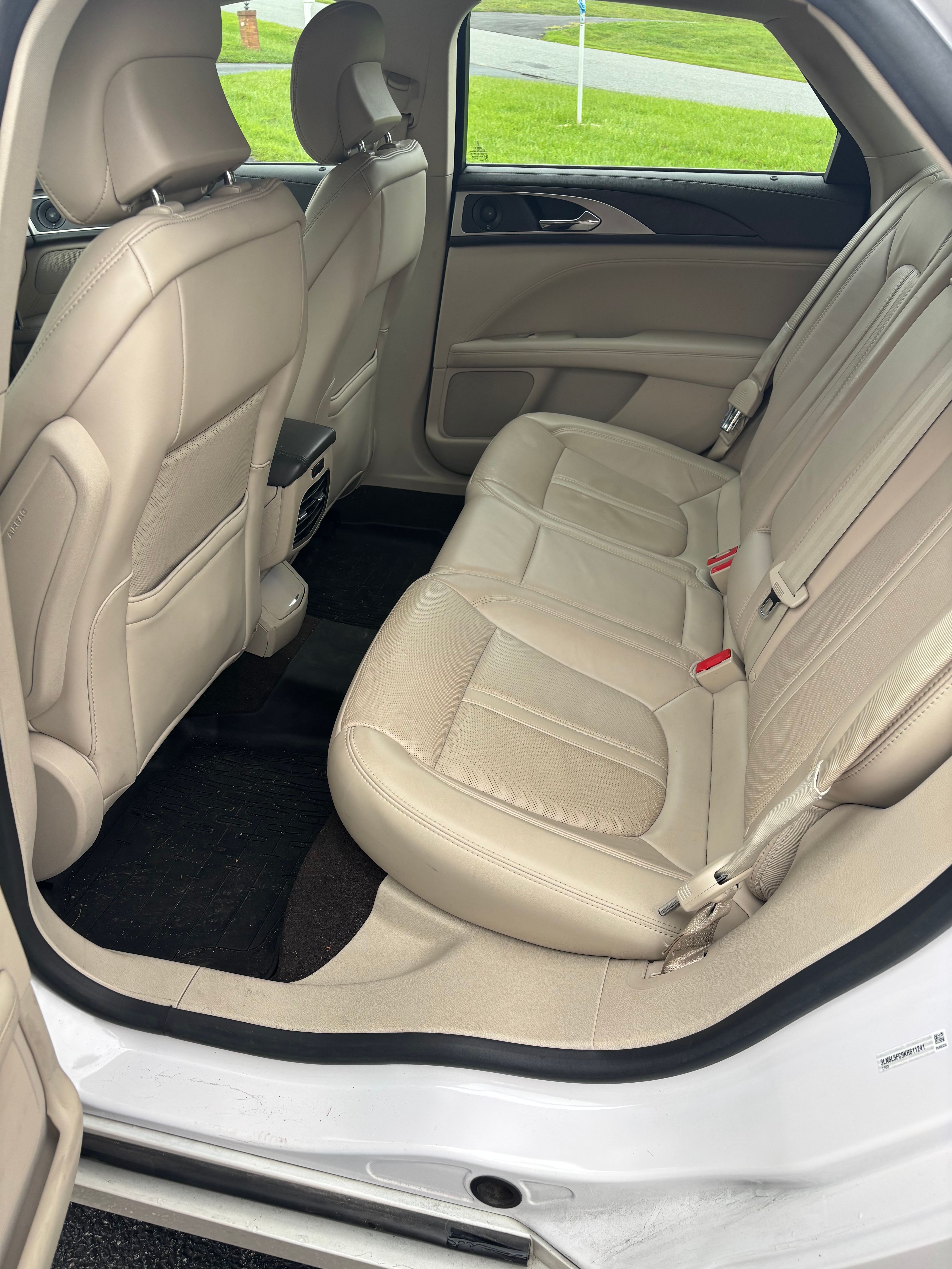 Used 2019 Lincoln MKZ Reserve AWD/4WD image 17