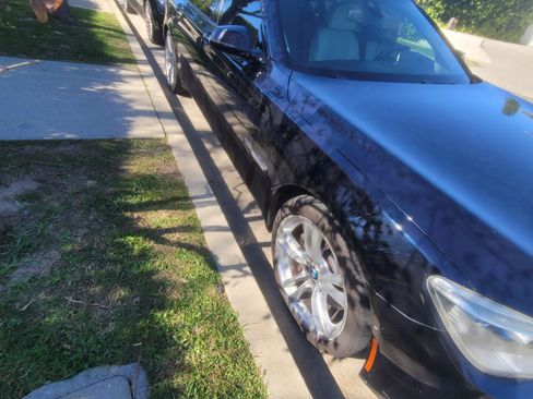 Used 2015 BMW 750Li image 5