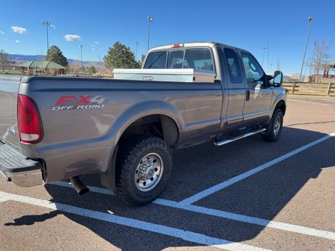Used 2003 Ford F250 XL image 8