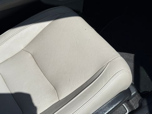 Used 2019 Honda HR-V Touring image 17