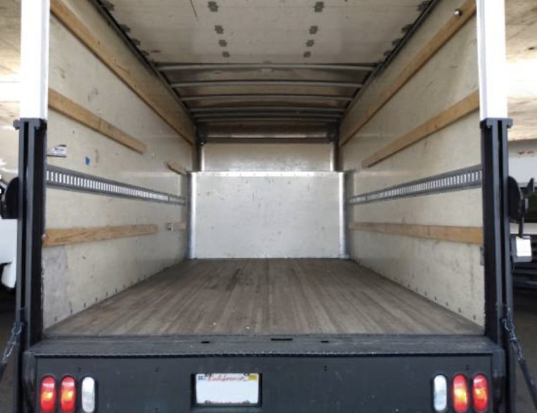 Used 2011 Chevrolet Express 3500 Extended w/ Chrome Appearance Package RWD image 8
