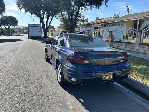 Used 2000 Pontiac Grand Am SE image 2