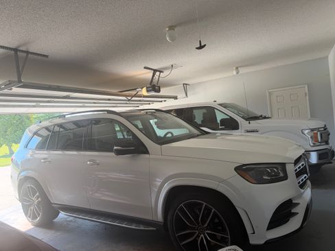 Used 2021 Mercedes-Benz GLS 580 4MATIC image 9