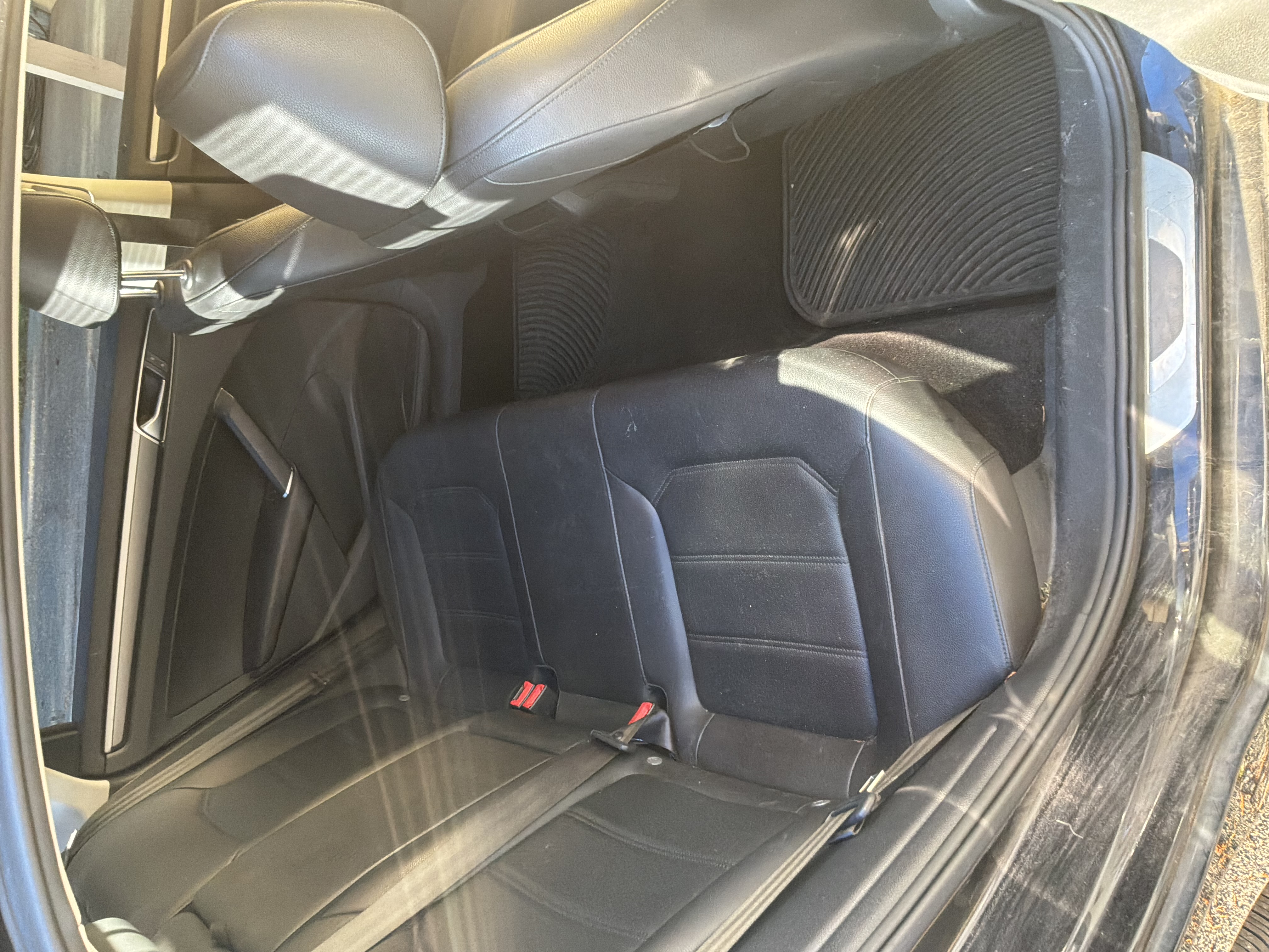 Used 2017 Volkswagen Passat 1.8T R-Line FWD image 13