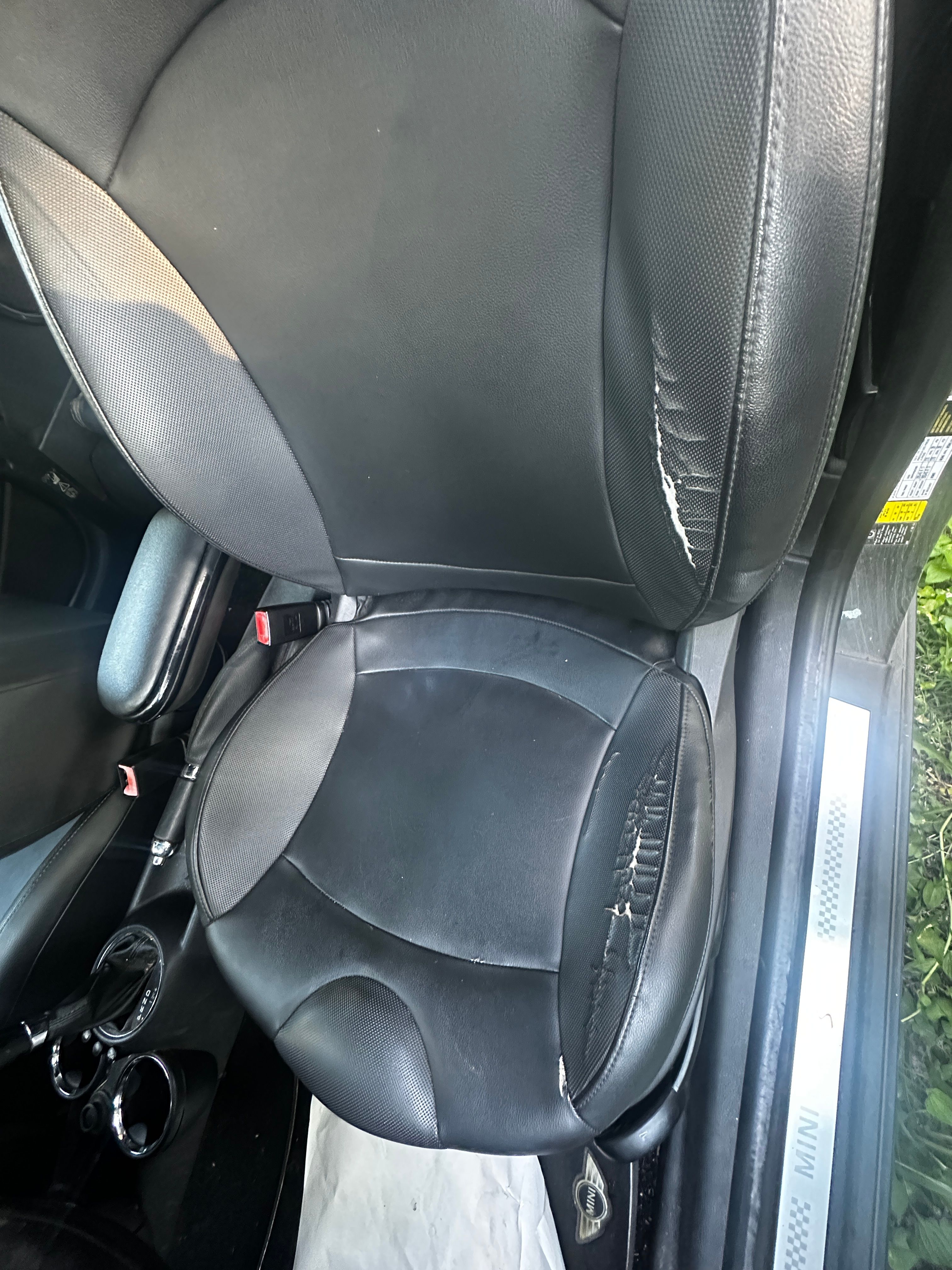 Used 2011 MINI Cooper S FWD image 10