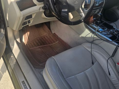 Used 2011 INFINITI M56 x w/ Deluxe Touring Pkg image 13