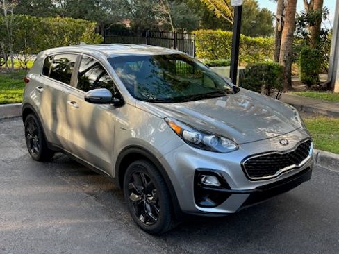 Used 2022 Kia Sportage LX w/ LX AWD Value Edition Package image 6