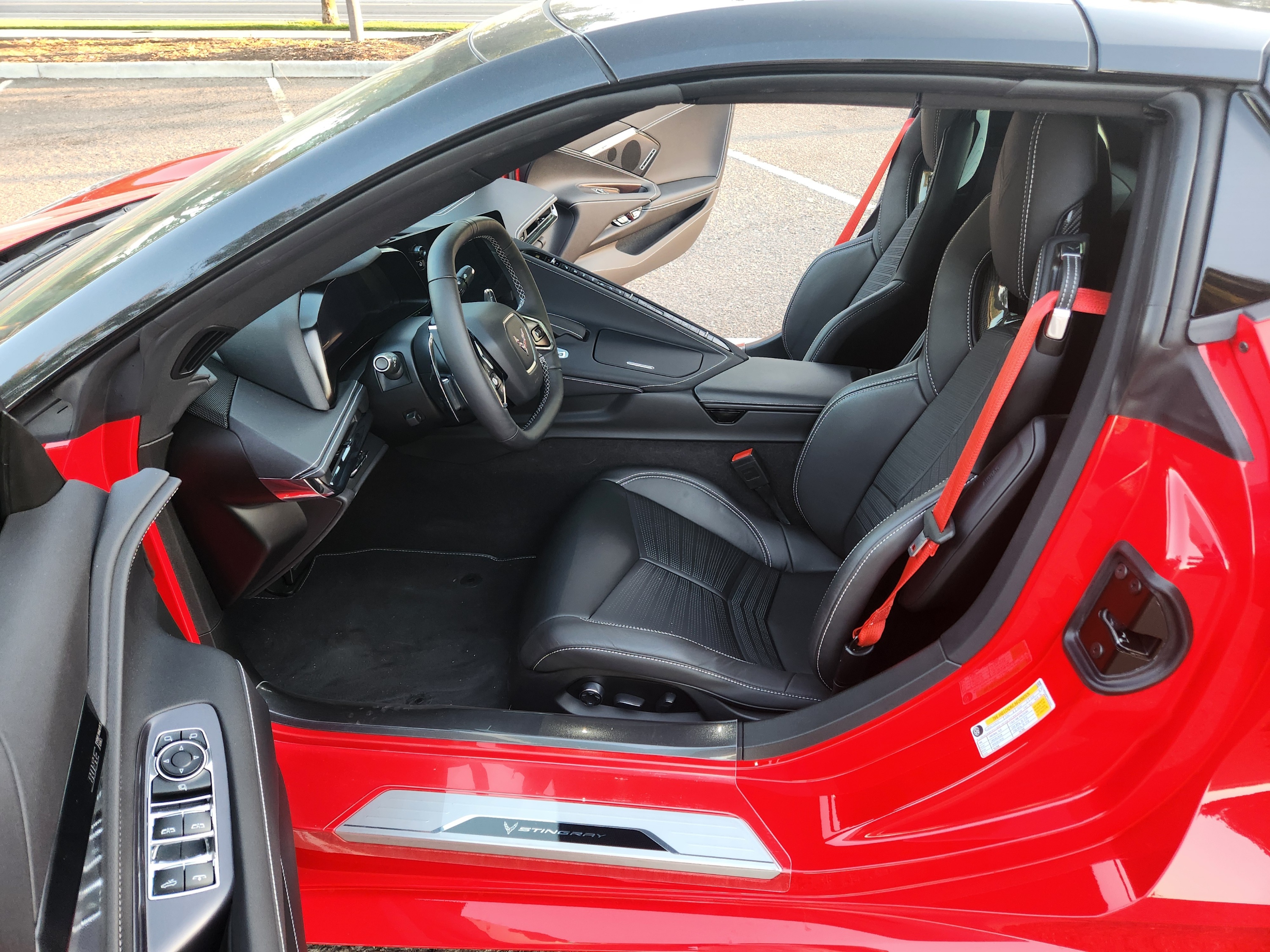 Used 2023 Chevrolet Corvette Stingray Preferred Conv w/ Z51 Performance Package RWD image 8