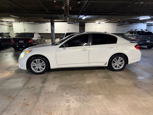 Used 2012 INFINITI G25 Journey RWD image 21