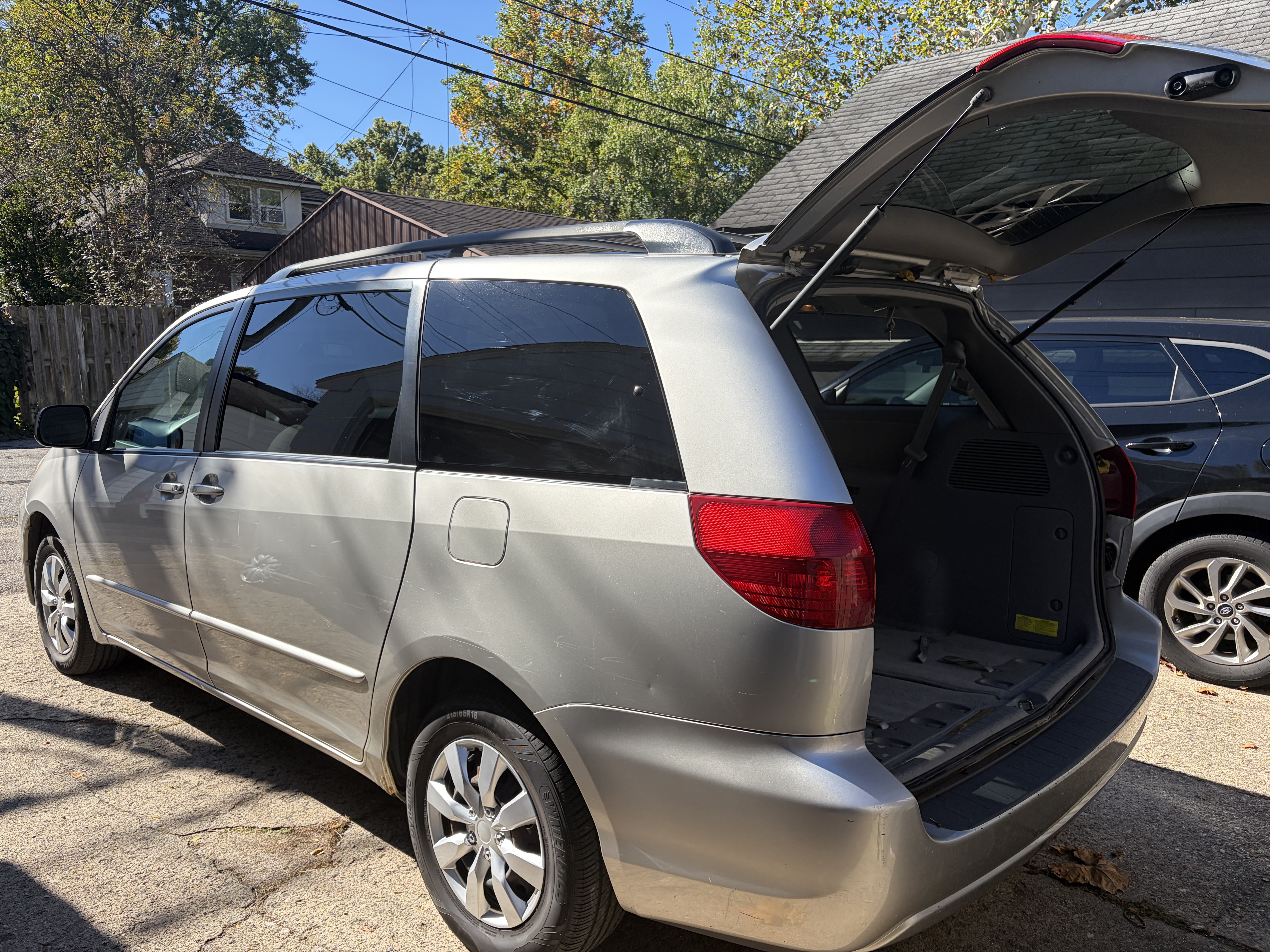 Used 2004 Toyota Sienna LE FWD image 6