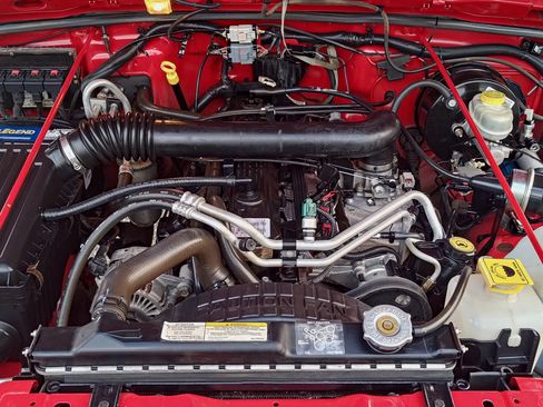 Used 2006 Jeep Wrangler Unlimited Rubicon image 21