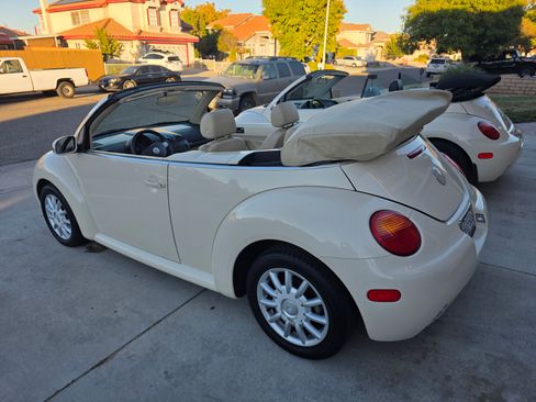 Used 2005 Volkswagen Beetle GLS image 5