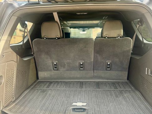 Used 2021 Chevrolet Suburban Premier w/ Texas Edition image 9