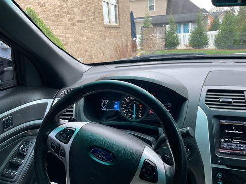 Used 2015 Ford Explorer Sport w/ Equipment Group 401A image 15