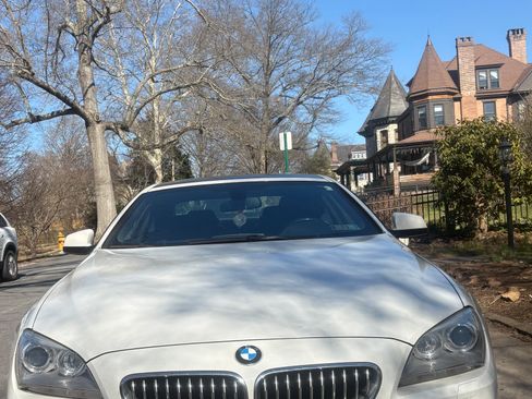 Used 2013 BMW 650i Coupe image 2