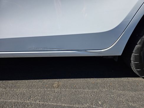 Used 2017 Toyota Corolla SE w/ Carpet Mat Package (TMS) image 17