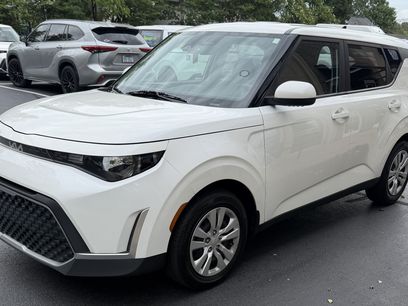 Used 2023 Kia Soul LX