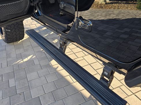 Used 2020 Jeep Wrangler Unlimited Rubicon image 16