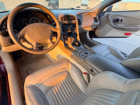 Used 2003 Chevrolet Corvette Convertible w/ Preferred Equipment Group1 RWD image 13