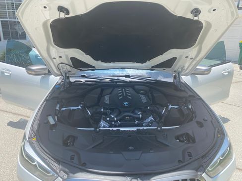 Used 2020 BMW M850i Gran Coupe xDrive M850i xDrive Gran Coupe Sedan image 15