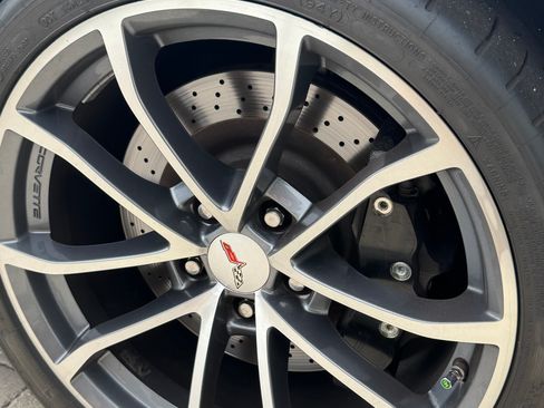Used 2013 Chevrolet Corvette 427 w/ 1SC Preferred Equipment Group RWD image 15