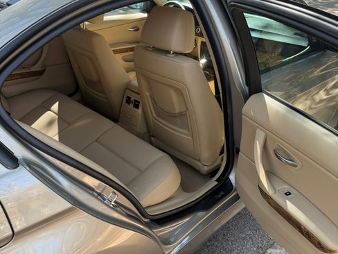 Used 2007 BMW 328i Sedan image 11