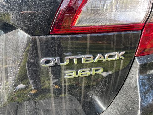Used 2019 Subaru Outback 3.6R Touring w/ Protection Package #1 image 11