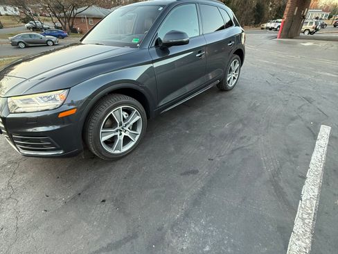 Used 2019 Audi Q5 2.0T Premium Plus image 15